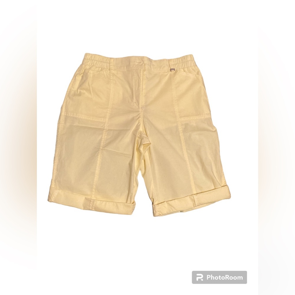 Conrad C Collection Melissa Fit Shorts. Size 8.